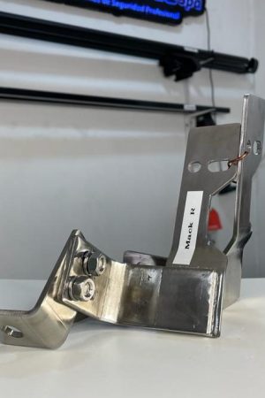 BASE ANTENAS LÁTIGO (MACK R)