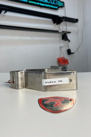 BASE ANTENAS LÁTIGO (VOLVO FH)